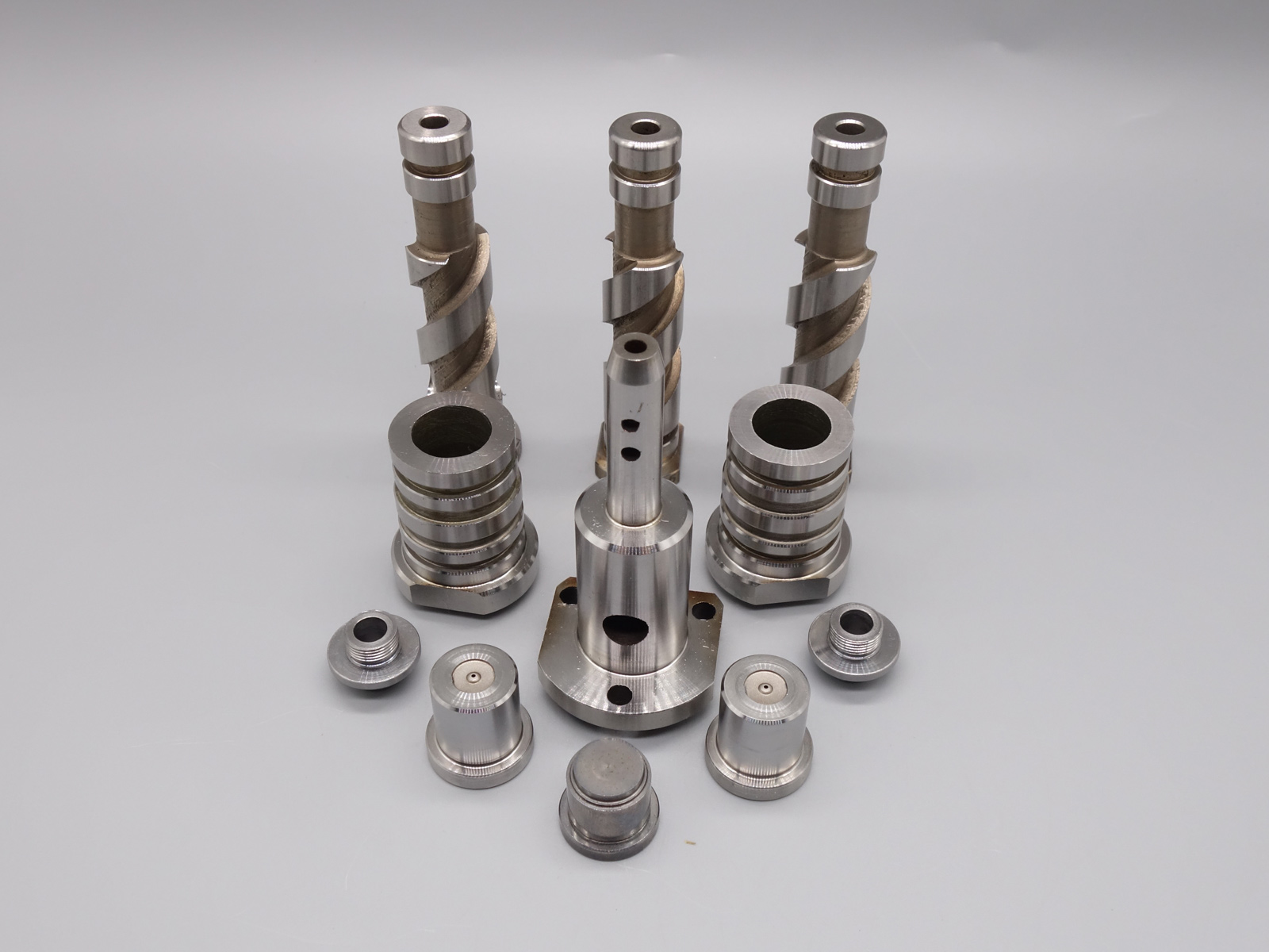 Why Choose Steel CNC Service At U-NEED