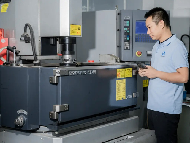 3 axis horizontal milling machine workshop