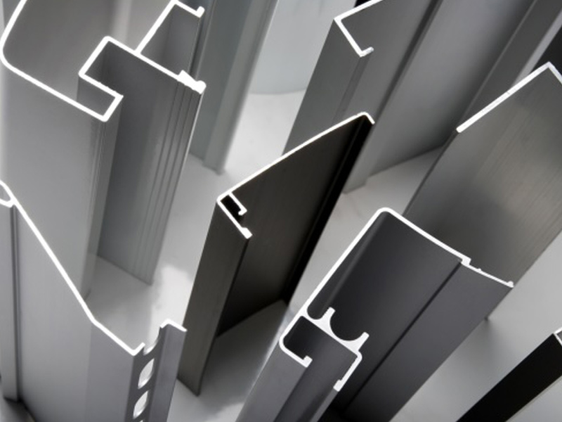 What are the disadvantages of aluminium