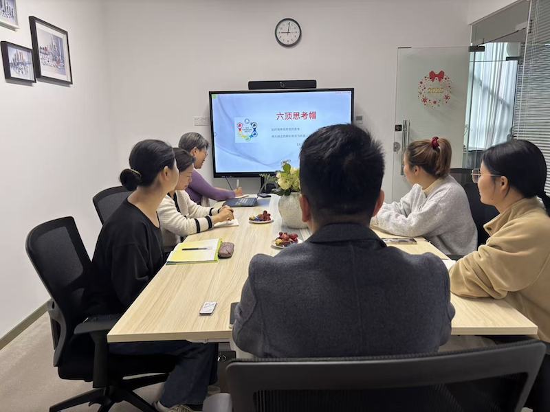 Unlock Creative Potential This Holiday Season!