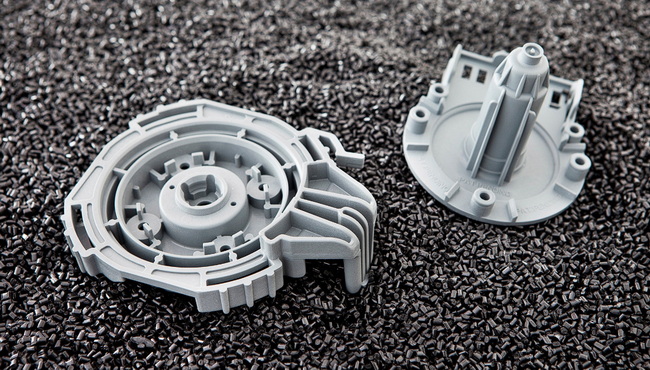 Injection Molding Advantages for OEMs: A Deep 2025 Guide