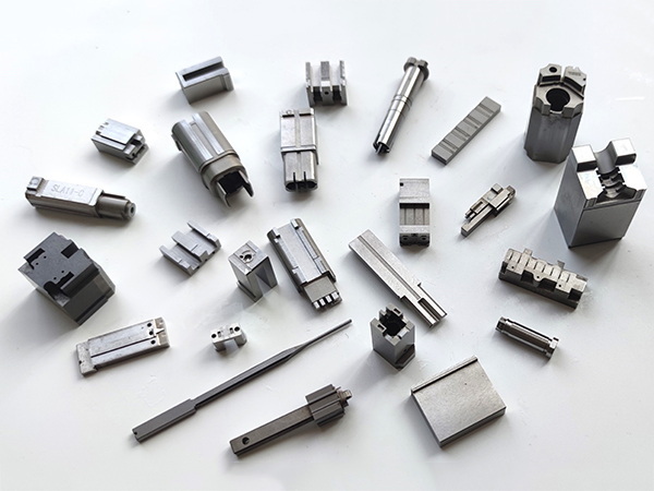 Precision Mold Parts Suppliers