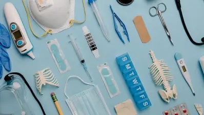surgical-instruments-application