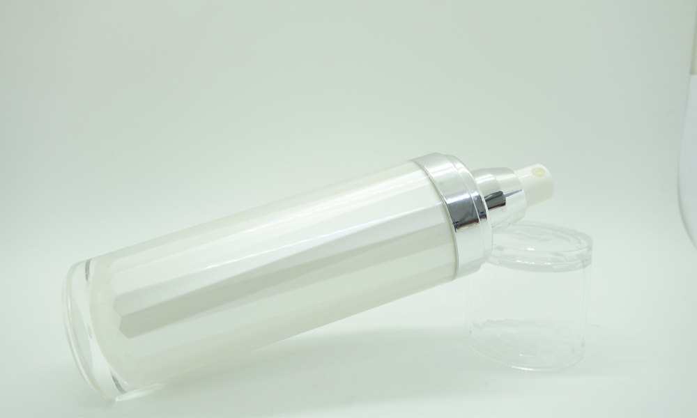 1. Injection Molding PMMA