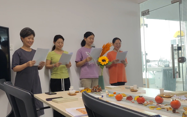 custom 3 axis 5 axis cnc vertical machining center market