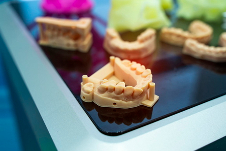 Selective Laser Sintering (SLS) Advantages, Limitations, and Expert Design Tips for OEM Projects.jpg